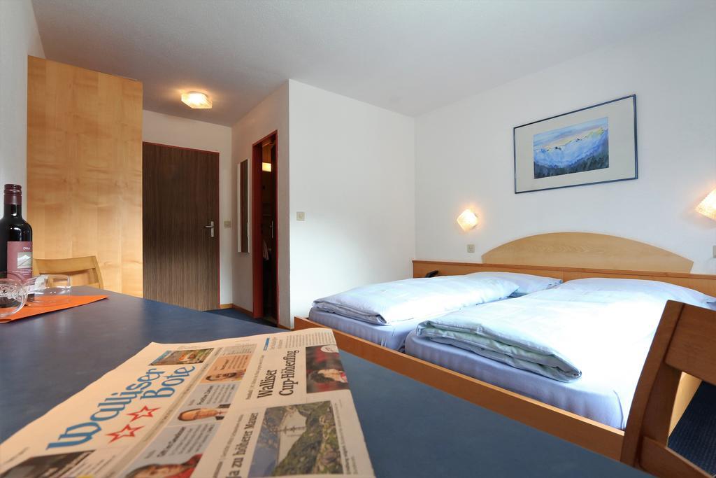Hotel Garni Domino Saas-Fee Zewnętrze zdjęcie