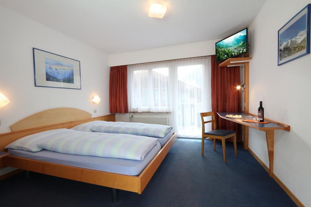 Hotel Garni Domino Saas-Fee Zewnętrze zdjęcie